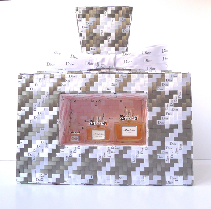 Miss Dior - Installation by ATELIER HAPAX